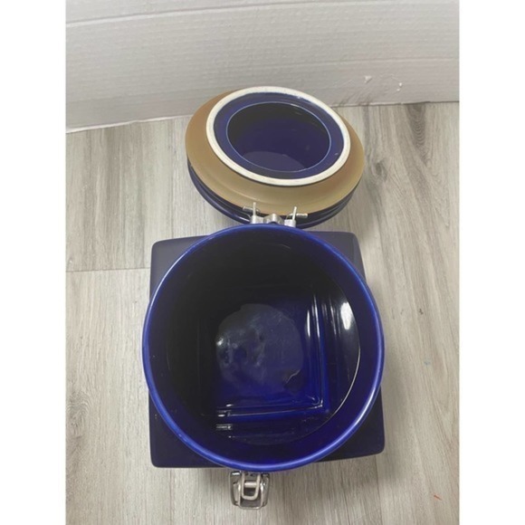 Starbucks Coffee Jar in Blue - Picture 4 of 10